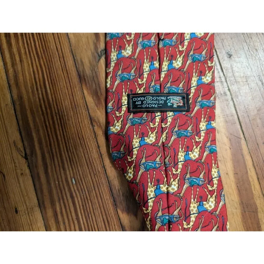 Paolo Gucci Red Men's Bear Tie in good condition.